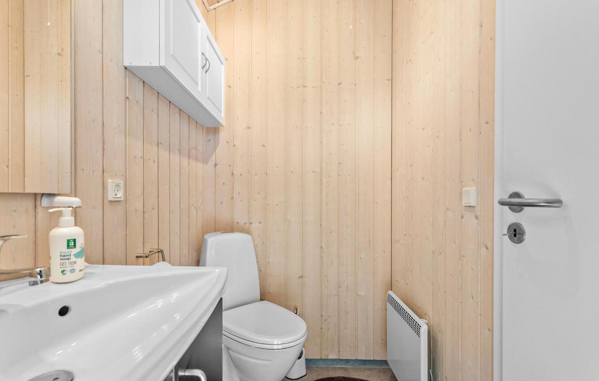 Cozy Home In Gedser With Wifi Kültér fotó